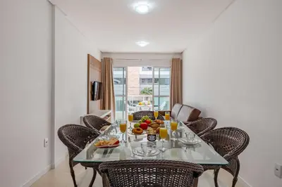Refeições no apartamento ou nas proximidades