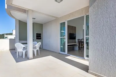 Uma varanda ou terraço em Excelente Localização a 200m da Praia de Bombinhas