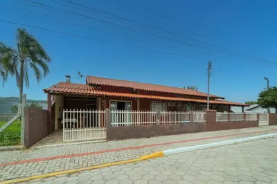 O edifício onde a casa de férias está situado