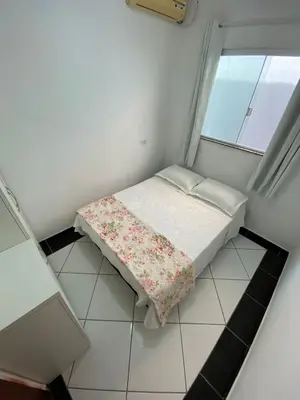 A planta de Casa agradável com piscina e churrasqueira