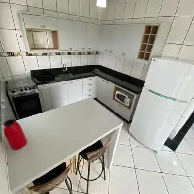 Casa agradável com piscina e churrasqueira