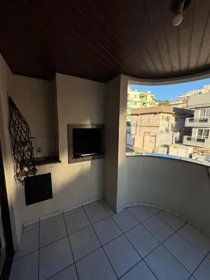 A planta de Apartamento Bombas, 50m da praia