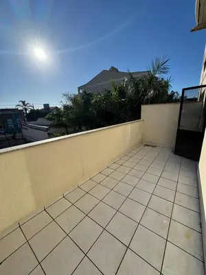 A planta de Apartamento Bombas, 50m da praia