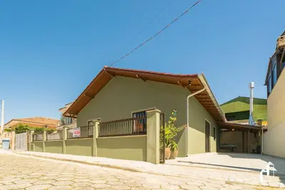 O edifício onde a casa de férias está situado