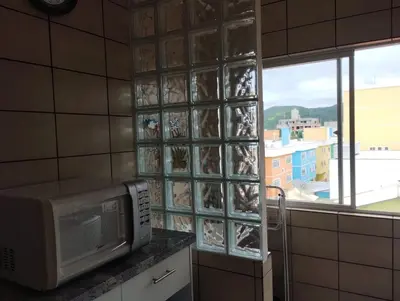 A cozinha ou kitchenette de VIZINHO do ATLÂNTICO II 303