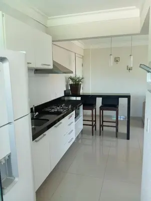 A cozinha ou kitchenette de Apto Summer Beach, ensolarado e aconchegante