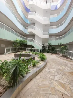 A planta de 107- Apartamento c/ patio e piscina privada Bombas