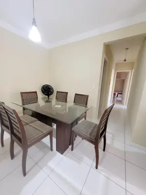 Uma área de estar em 107- Apartamento c/ patio e piscina privada Bombas