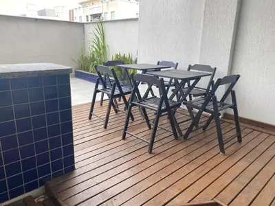 Uma varanda ou terraço em 107- Apartamento c/ patio e piscina privada Bombas