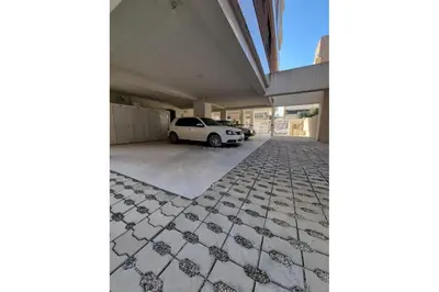 A planta de 049 - Amplo Apartamento na Praia de Bombas
