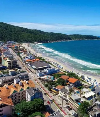 A planta de 049 - Amplo Apartamento na Praia de Bombas