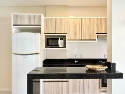 A planta de 049 - Amplo Apartamento na Praia de Bombas