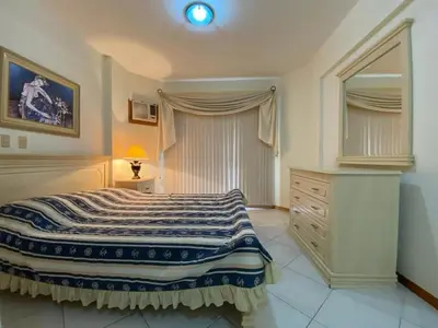A planta de B127- Apto Vista Mar p/ 9 pessoas em Bombinhas SC