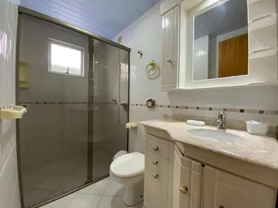 A planta de B127- Apto Vista Mar p/ 9 pessoas em Bombinhas SC