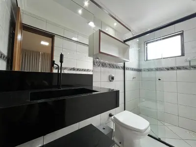 Uma casa de banho em B029 - Cobertura com 3 quartos e vista para o mar
