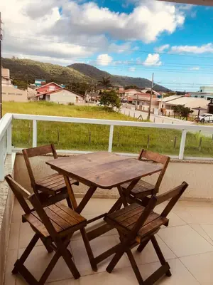 Uma vista geral da montanha ou uma vista da montanha a partir da casa de férias