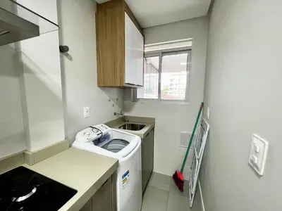 A cozinha ou kitchenette de Conforto! Apto à 200m da praia de Palmas! ZU05H