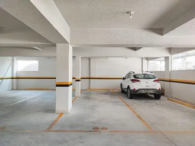 A planta de Conforto e 2 quartos perto da praia