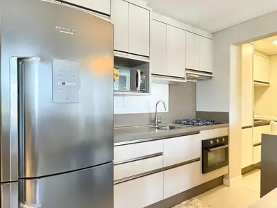 A cozinha ou kitchenette de Cobertura com Jacuzzi em Palmas - GCR001