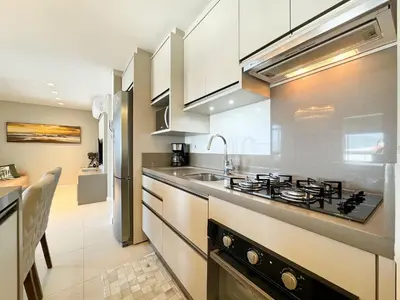 A cozinha ou kitchenette de Cobertura com Jacuzzi em Palmas - GCR001