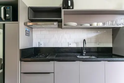 A cozinha ou kitchenette de 203- Apart com vista mar e piscina