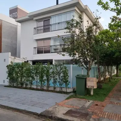 Apto amplo e confortável