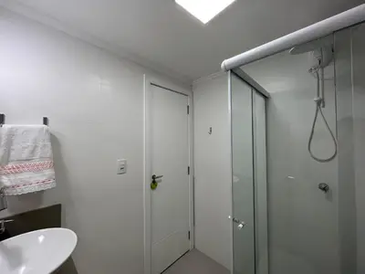 Uma casa de banho em Apartamento dos Sonhos - 50m do mar