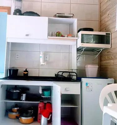 A cozinha ou kitchenette de Bombinhas, Casa mobiliada 1 quarto