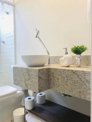 Uma casa de banho em apartamento confortável, Barra (102)