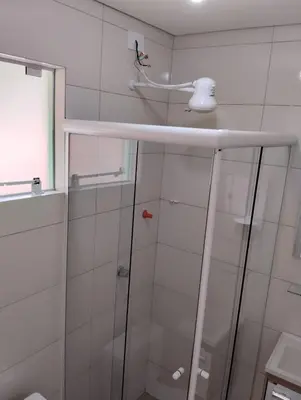 Uma casa de banho em HORTA DO TOMATE