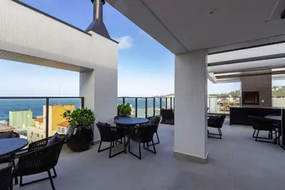 A planta de Villa Francione 406 – Loft de Alto Padrão com Piscina no Rooftop e Vista Panorâmica, a Poucos Metros do Mar em Bombas.