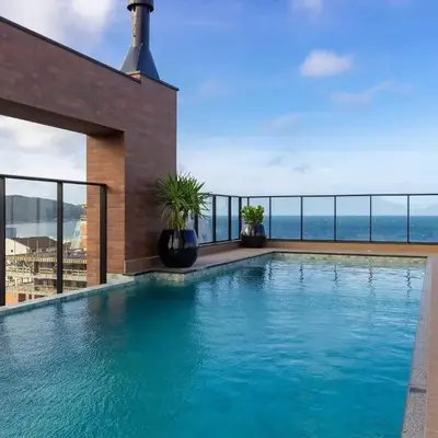 Villa Francione 406 – Loft de Alto Padrão com Piscina no Rooftop e Vista Panorâmica