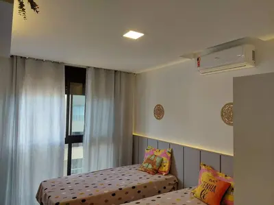 A planta de Ótimo Apto, Jacuzzi aquecida e piscina, pertinho da praia