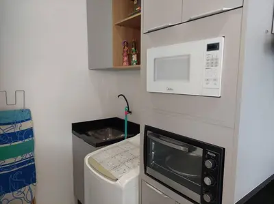 A planta de Ótimo Apto, Jacuzzi aquecida e piscina, pertinho da praia