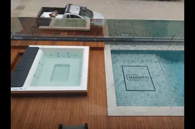 A planta de Ótimo Apto, Jacuzzi aquecida e piscina, pertinho da praia