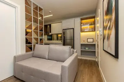 A planta de Villa Francione 302 – Loft de Alto Padrão com Piscina no Rooftop e Vista Panorâmica, a Poucos Metros do Mar em Bombas.