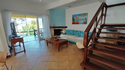 A planta de A90 - Casa com piscina e linda vista - centro de Bombinhas