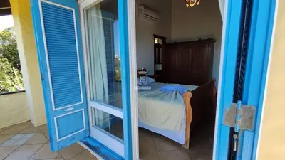 A planta de A90 - Casa com piscina e linda vista - centro de Bombinhas