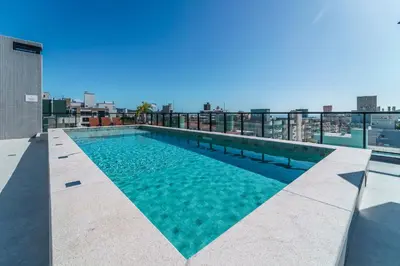 A piscina em ou perto de Adra 202 - Apartamento com 3 quartos - Centro de Bombinhas