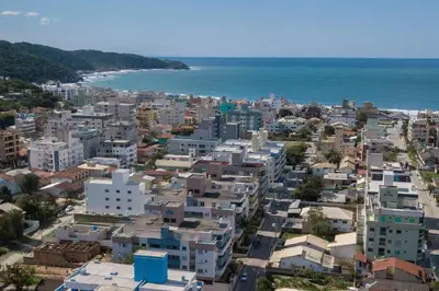 A planta de Recanto Cardeal 405-1 – Aconchegante Apartamento - Excelente Custo-Benefício em Bombas