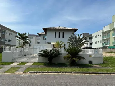 O edifício onde a casa de férias está situado