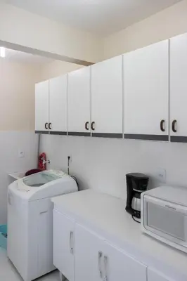 A cozinha ou kitchenette de 104 Suíte com blackout • 5 hóspedes