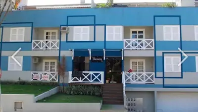 O edifício onde o apartamento está situado