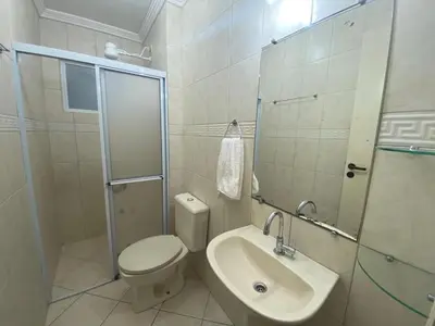 Uma casa de banho em B188 Apto 1 quarto na praia de Bombas perto do mar