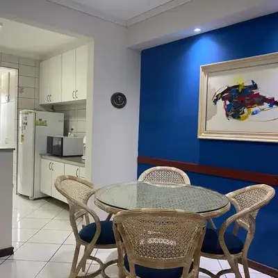 B106 - Apartamento de 2 quartos com vista mar