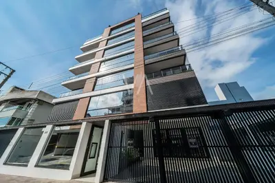 O edifício onde o apartamento está situado