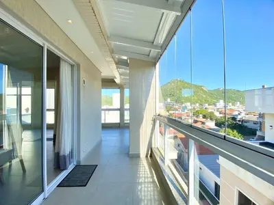 A planta de 259 - Lindíssima Cobertura, a 50m da praia de Canto Grande