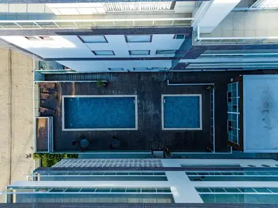 A planta de 195 - Apartamento com 2 dormitórios a 50m da praia de Mariscal