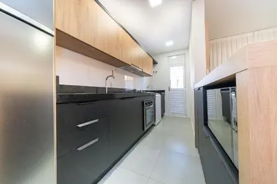 A planta de 195 - Apartamento com 2 dormitórios a 50m da praia de Mariscal