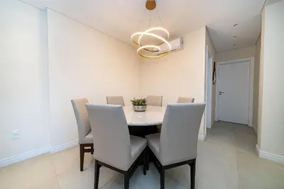 A planta de 191 - Apartamento Garden na Praia de Mariscal